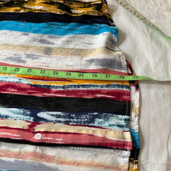 Men's Striped Pattern Button Up Shirt - Picture 7 of 11